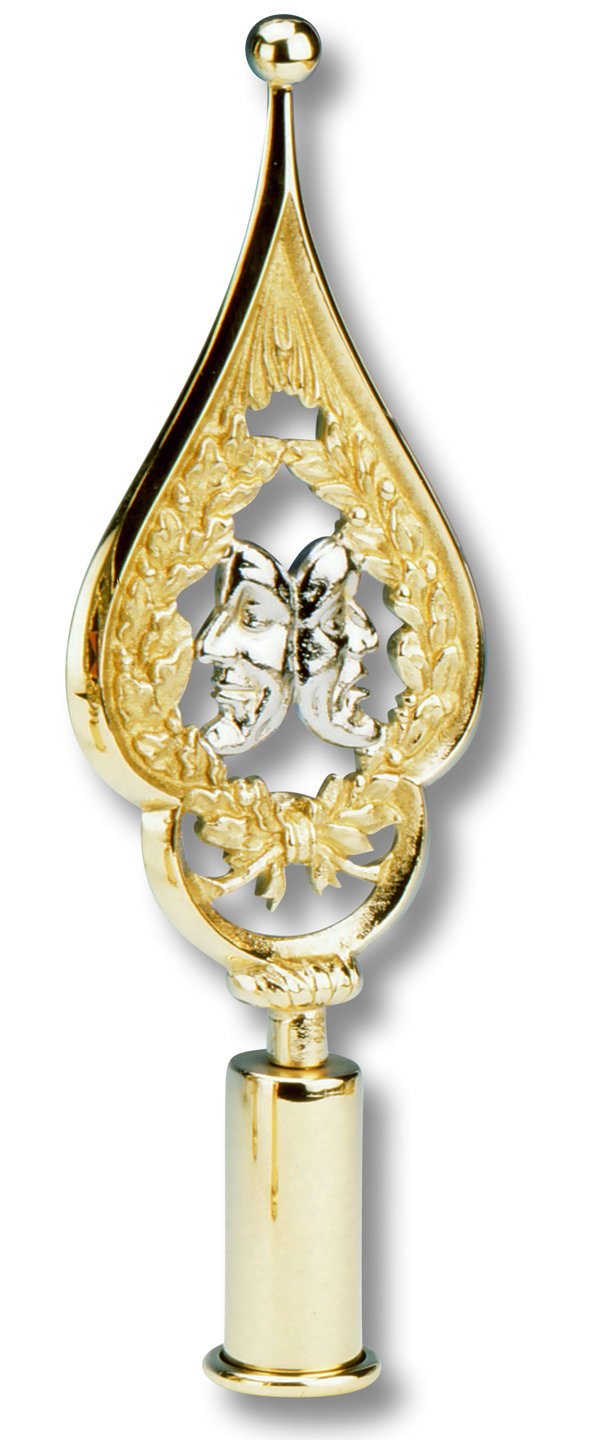 In der Mitte mit zwei silberfarbenen Masken, lachend und weinend. Außen verläuft ein verzierter, spitz zulaufender Rahmen in Gold.